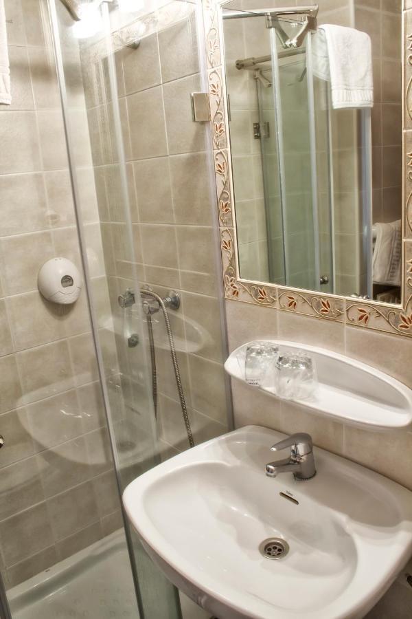 Hotel Covadonga Onís 外观 照片