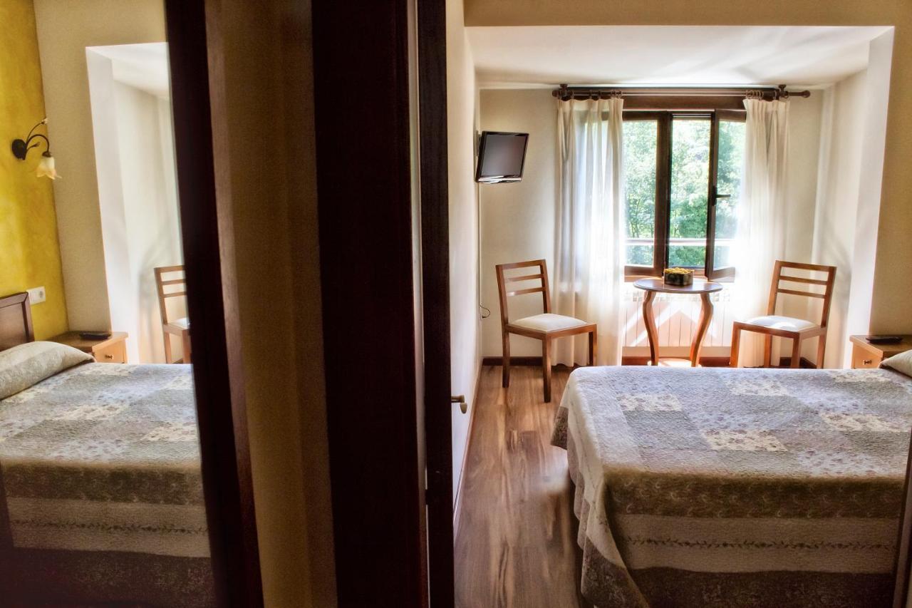 Hotel Covadonga Onís 外观 照片