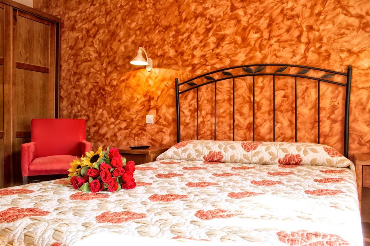 Hotel Covadonga Onís 外观 照片