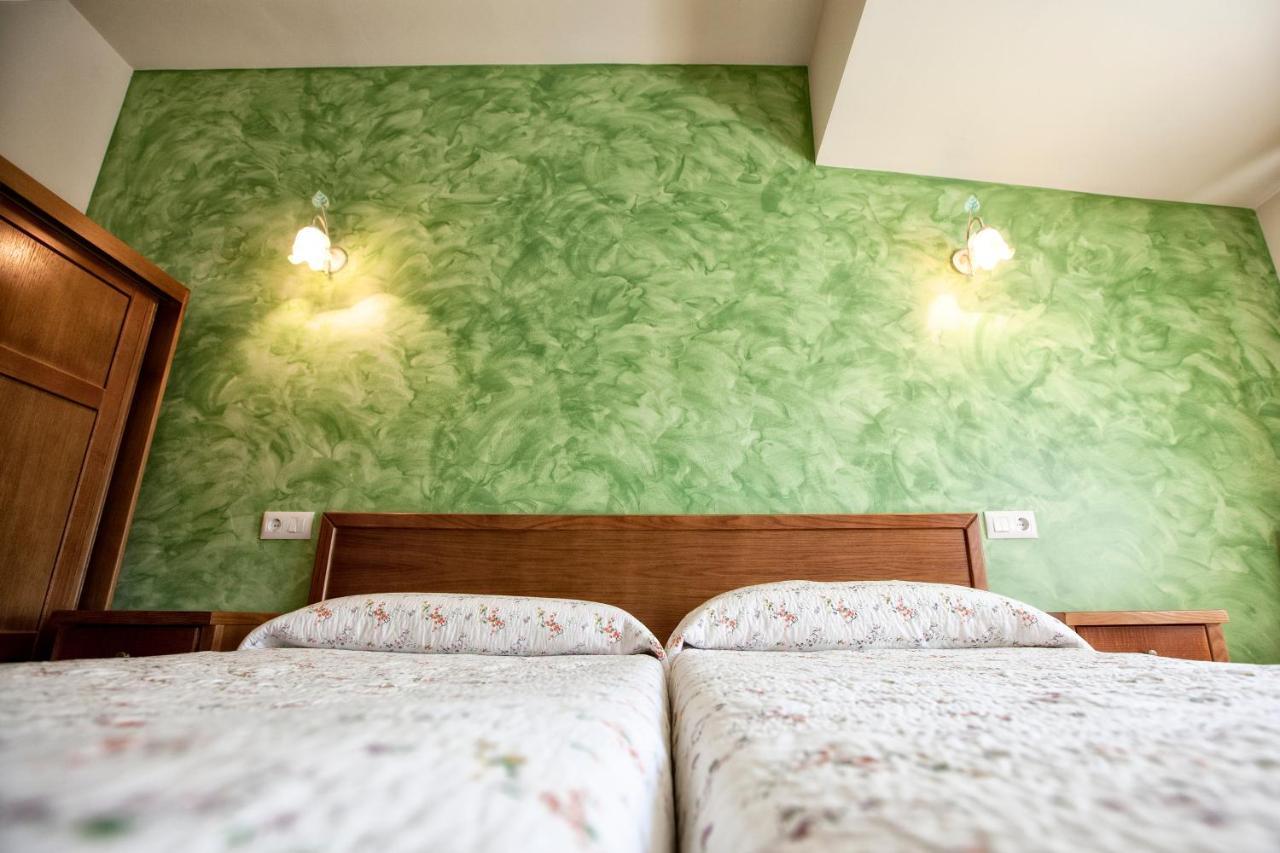 Hotel Covadonga Onís 外观 照片