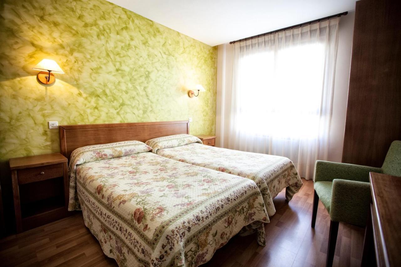 Hotel Covadonga Onís 外观 照片