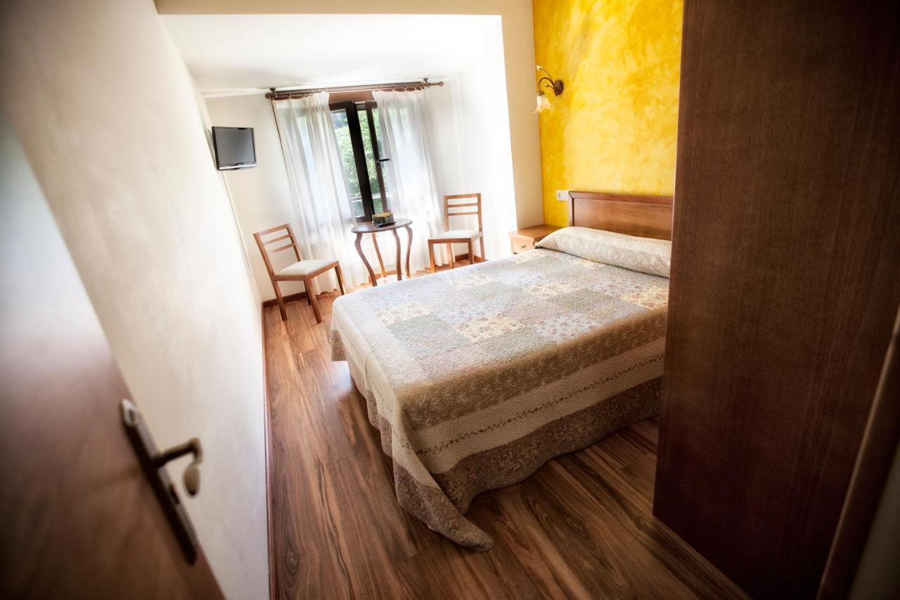 Hotel Covadonga Onís 外观 照片