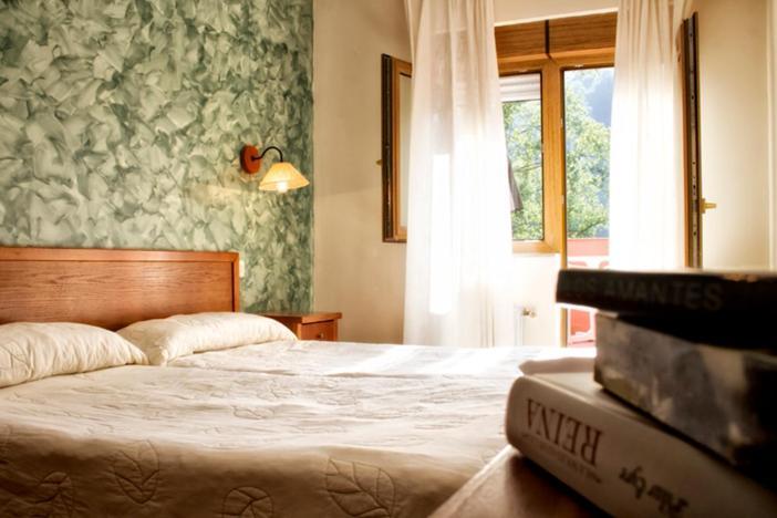 Hotel Covadonga Onís 外观 照片